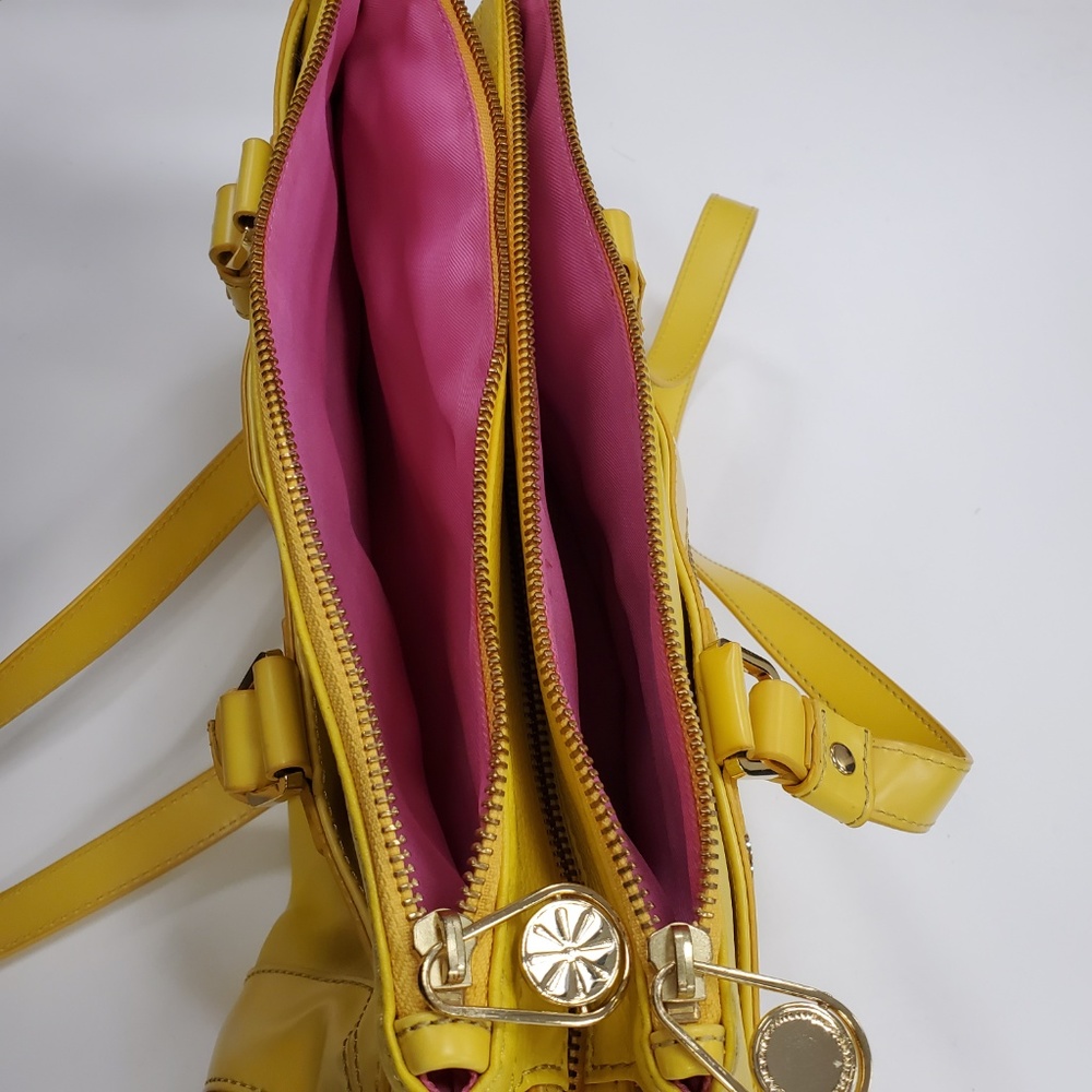 Isaac Mizrahi Purse NEW! - Picture 3 of 4